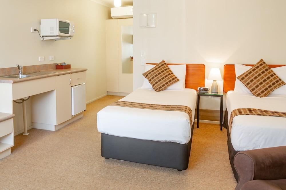 Motel Western Bks Pioneer Motor 4*