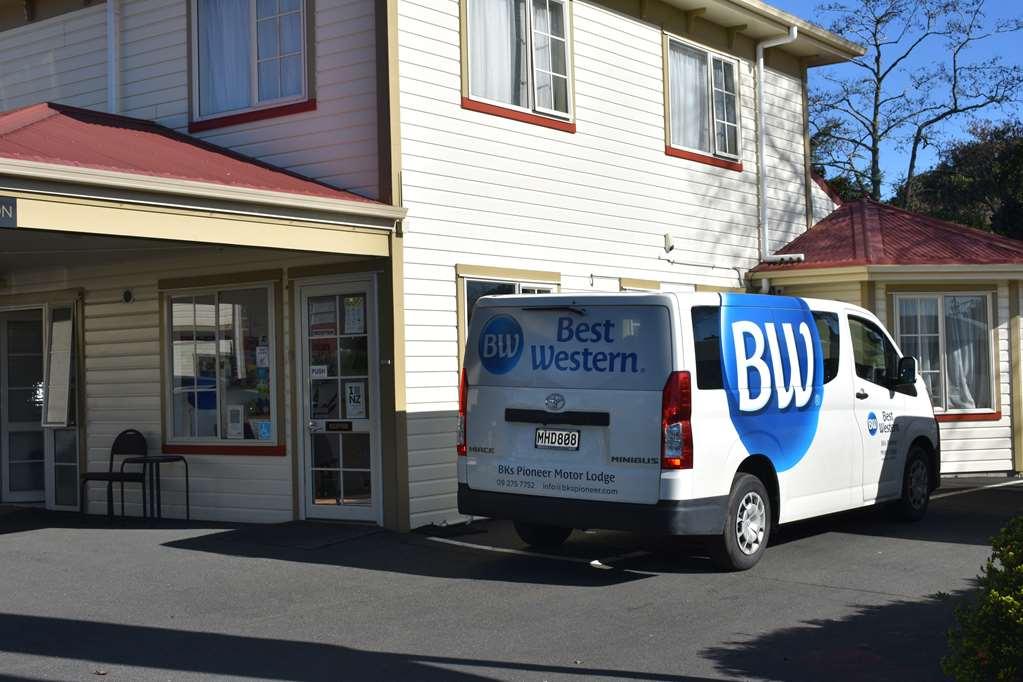 Western Bks Pioneer Motor Auckland