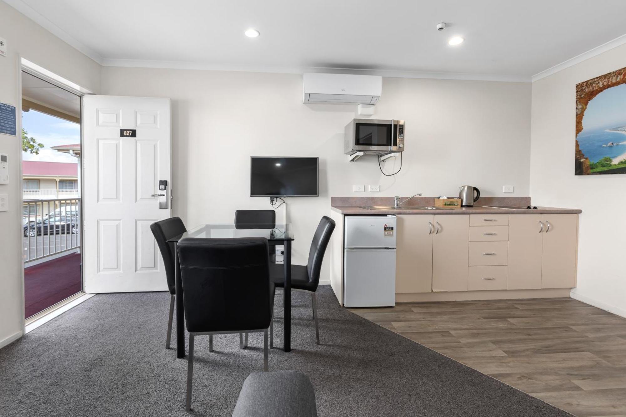 Motel Western Bks Pioneer Motor Auckland